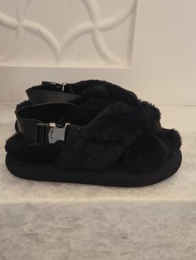 Moncler Shearling Sandals Sz 7